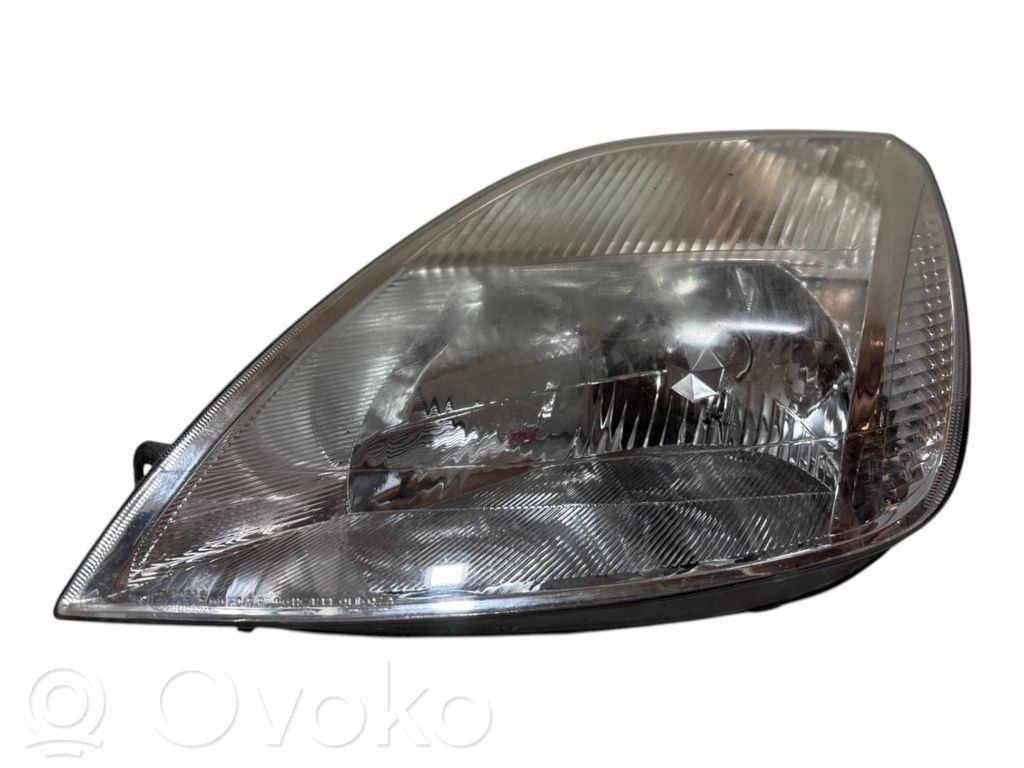 Ford Fiesta Headlight/headlamp 