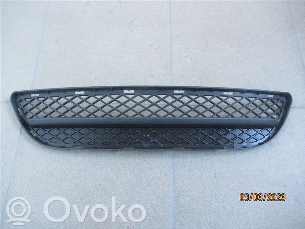 BMW 3 E90 E91 Front bumper lower grill 