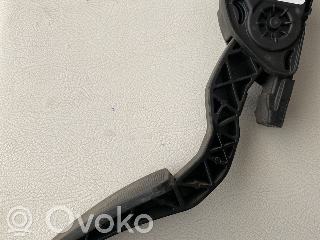 Dodge RAM Kaasupoljin 