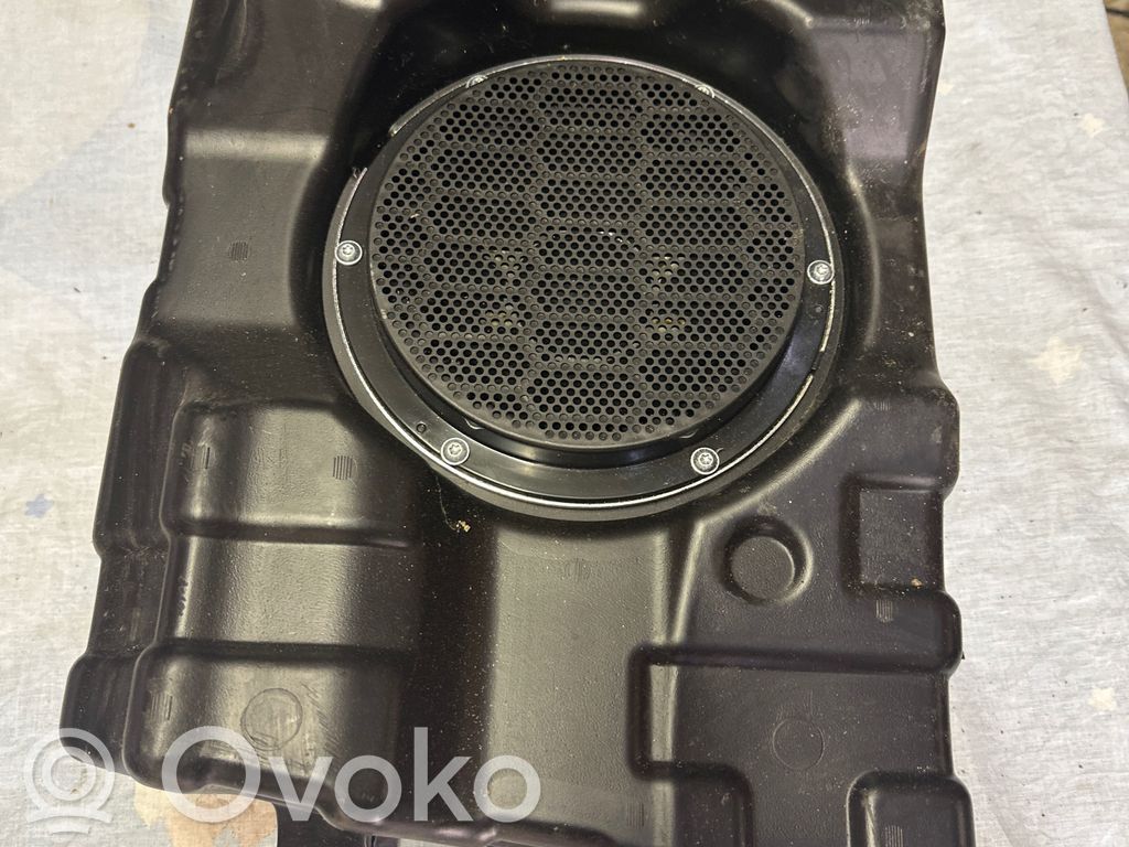 Altavoz subwoofer   26777AE,68258456AA,F1AA006164657