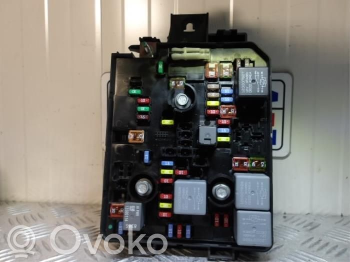 Opel Corsa E Fuse box set 