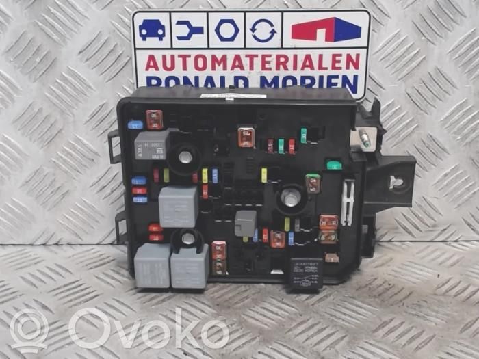 Opel Corsa E Fuse box set 