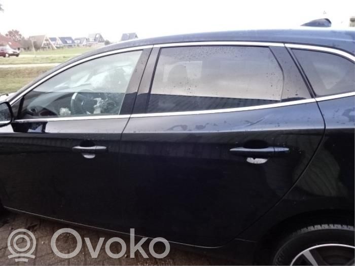 Volvo V40 Galinės durys 