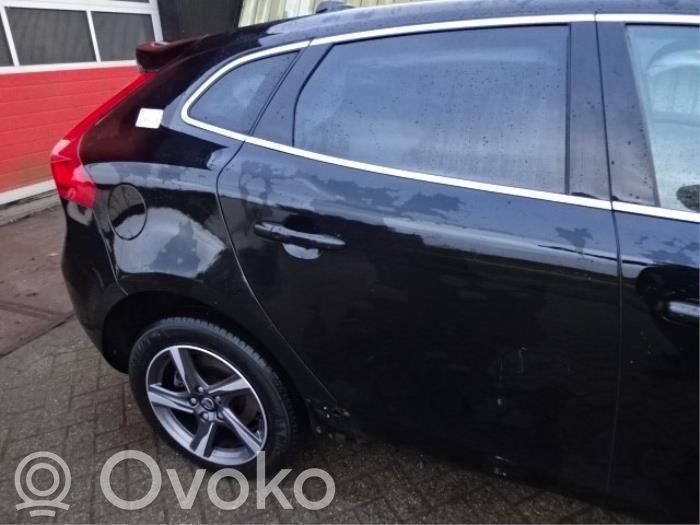 Volvo V40 Galinės durys 