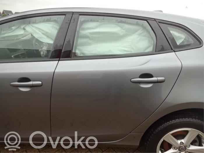 Volvo V40 Galinės durys 