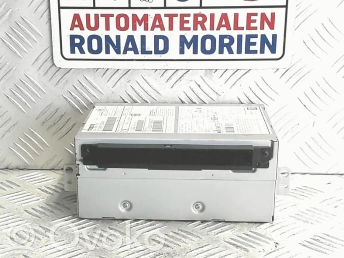 Volvo V40 Panel / Radioodtwarzacz CD/DVD/GPS 