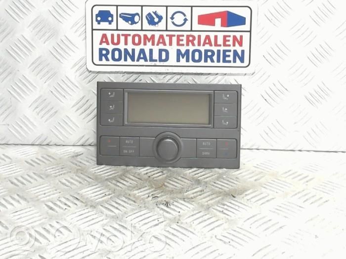 Volkswagen Phaeton Climate control unit 
