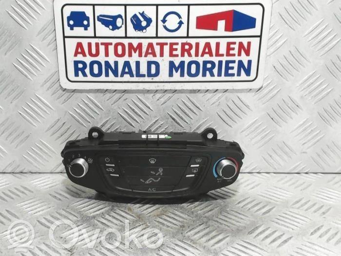 Ford Transit Courier Climate control unit 
