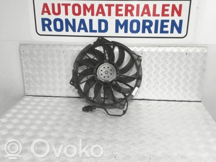 Audi A4 S4 B7 8E 8H Wentylator / Komplet 