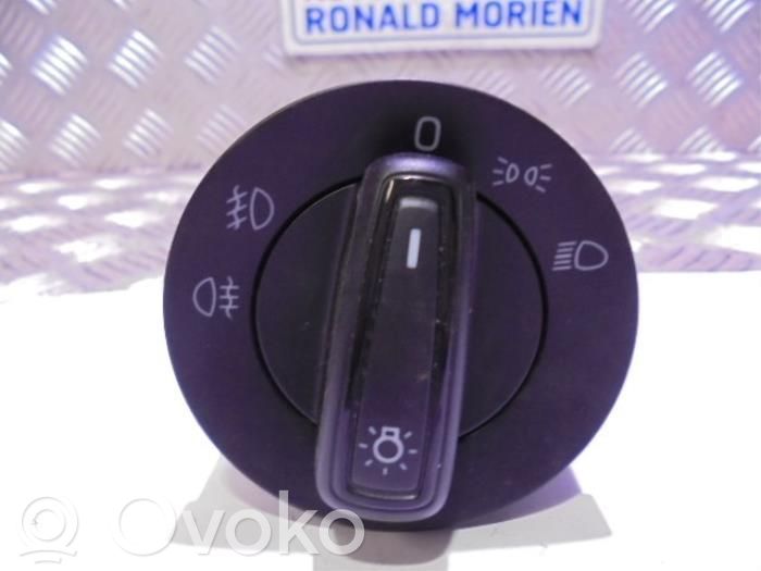 Skoda Octavia Mk3 (5E) Interruptor de luz 