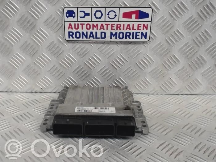 Renault Megane III Engine control unit/module 