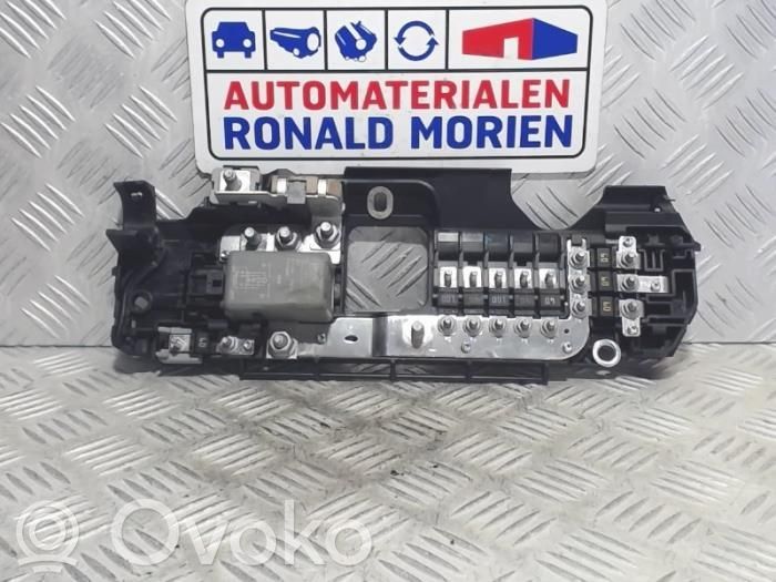 Ford Transit Saugiklių dėžė (komplektas) 