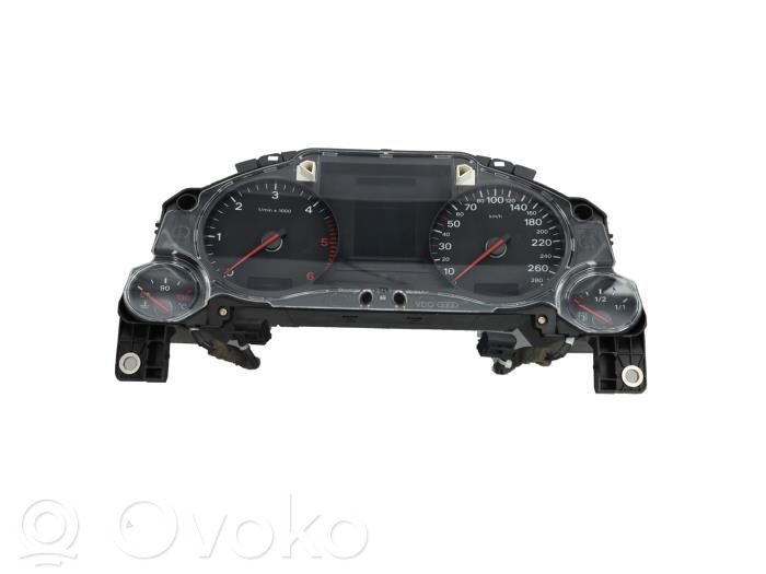 Audi A8 S8 D3 4E Speedometer (instrument cluster) 