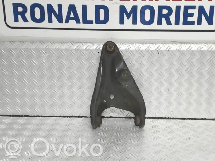 Dacia Sandero Wahacz przedni 