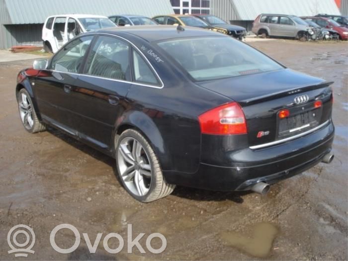 Audi A6 S6 C5 4B Galinis pusašis 
