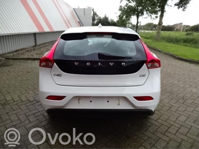 Volvo V40 Tailgate/trunk/boot lid 