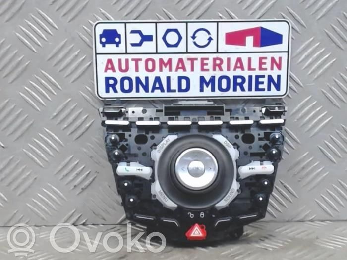 Ford Fiesta Unidad central de control multimedia 
