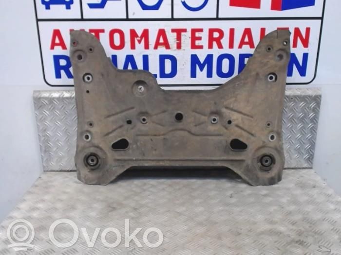 Opel Vivaro Front subframe 