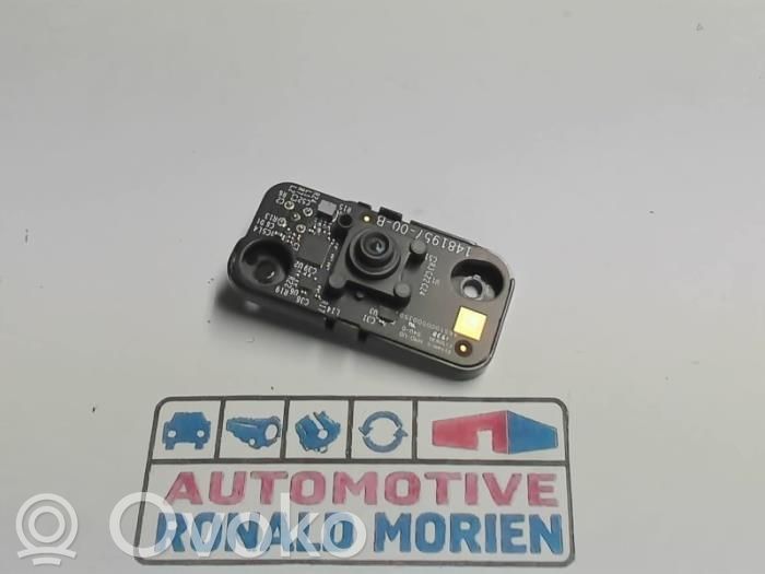 Tesla Model 3 Windshield/windscreen camera 