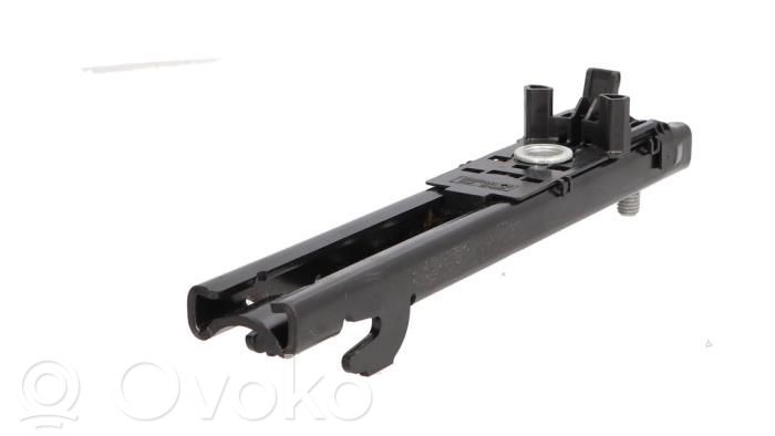 Ford Focus Sicherheitsgurthöhenversteller 