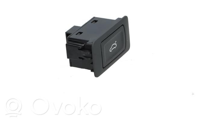 Audi e-tron Tailgate/trunk/boot open switch 