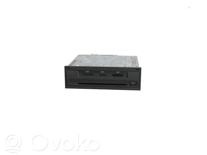 Audi Q2 - Radio/CD/DVD/GPS head unit 
