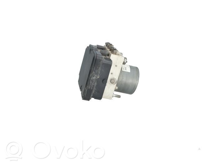 Opel Insignia B ABS bloks 