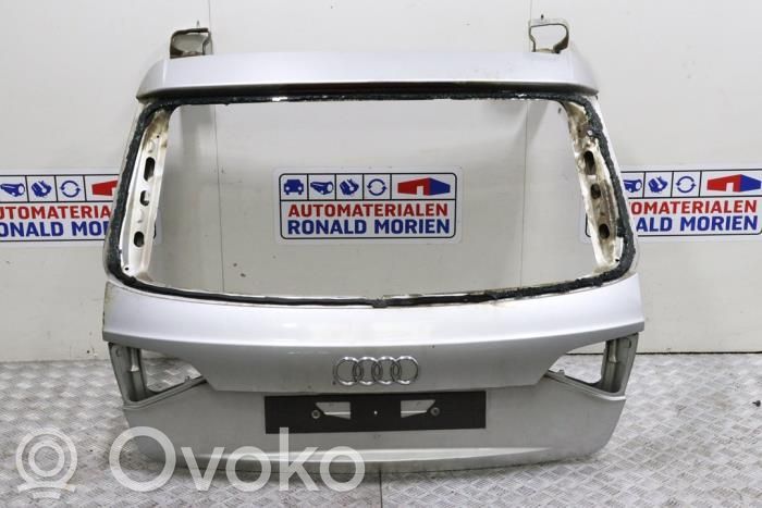 Audi A4 S4 B8 8K Aizmugurējais pārsegs (bagāžnieks) 