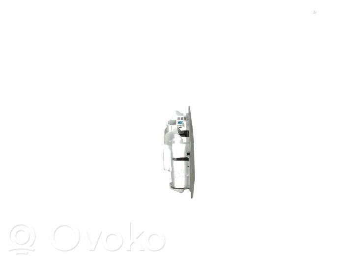 Renault Captur Rear seat light 