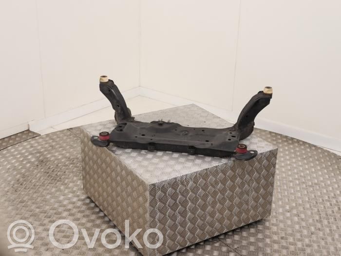 Ford Kuga II Priekinis traversas 