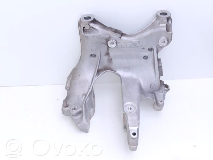 Audi RS7 C8 Gearbox mounting bracket 
