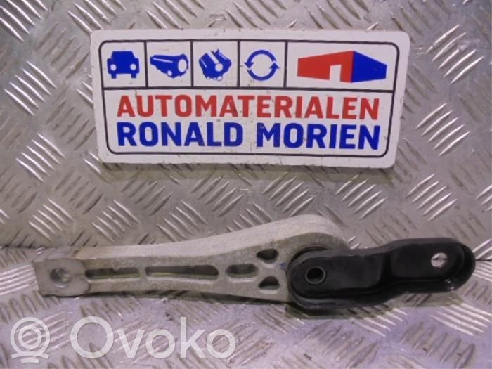 Volkswagen Jetta VI Łapa / Mocowanie skrzyni biegów 