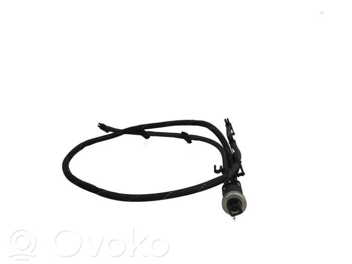 Audi A4 S4 B8 8K Polttoaineputken letku 