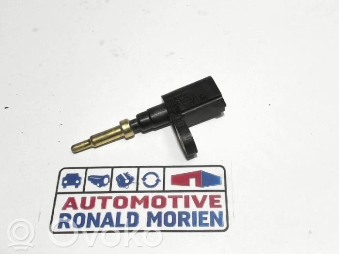 Volkswagen PASSAT B8 Sensor de temperatura del refrigerante 
