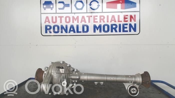 Volkswagen Touareg II Front differential 