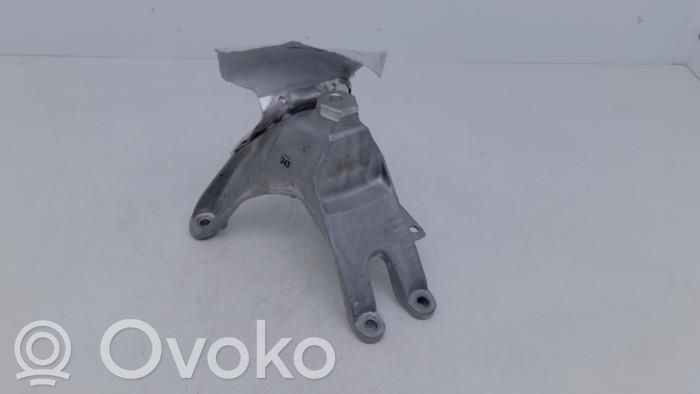 Engine mount bracket   8W0199308A,8W0199308A