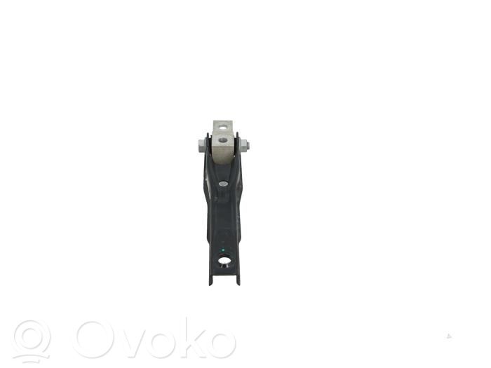 Volkswagen Arteon Shooting Brake Engine mount bracket 