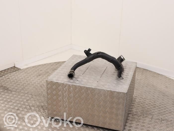 Audi Q3 8U Tubo flessibile intercooler 