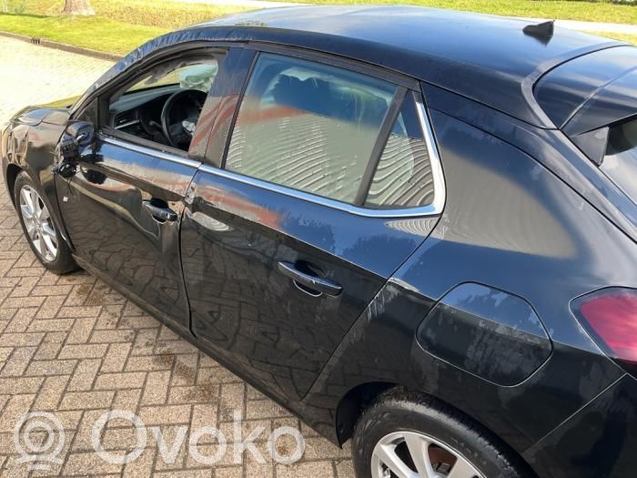 Opel Corsa F Puerta trasera 