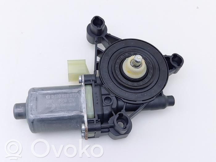 Volkswagen Caddy Silniczek podnoszenia szyby drzwi tylnych 