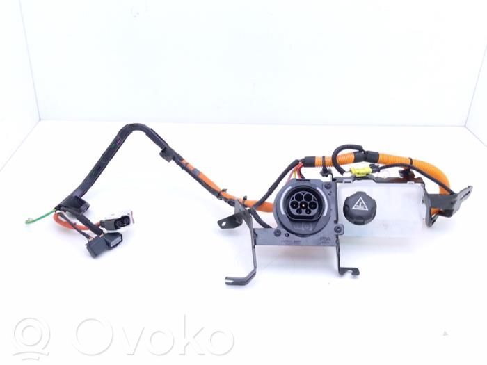 Opel Astra L Priză încărcare vehicul electric