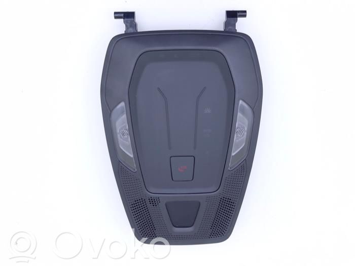 Audi Q6 e-tron Etuistuimen valo