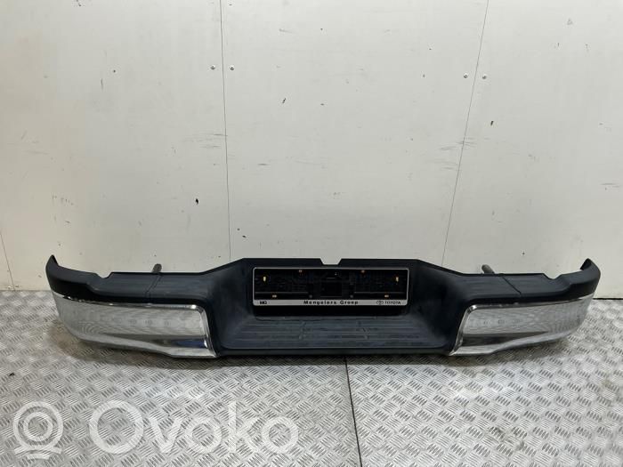 Toyota Hilux VIII Paraurti 