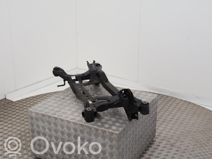 Hyundai Kona II Sottotelaio anteriore