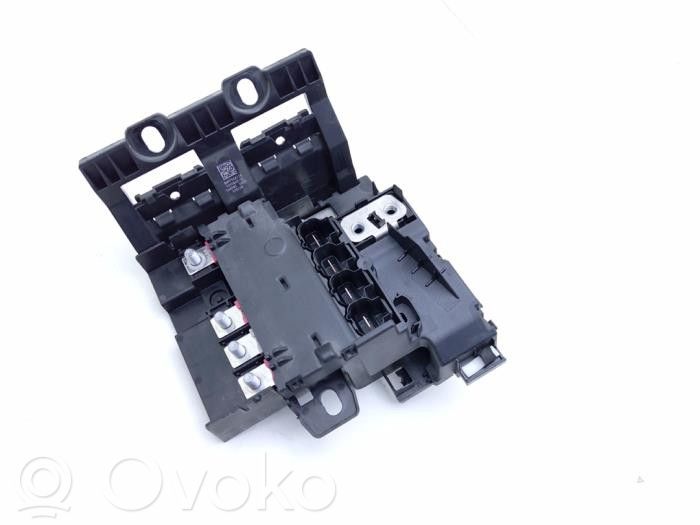 BMW M8 F91 F92 G14 G15 Juego de caja de fusibles 