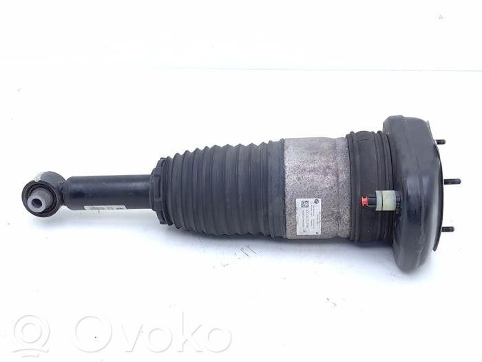 BMW 5 G30 G31 G38 Galinis amortizatorius 