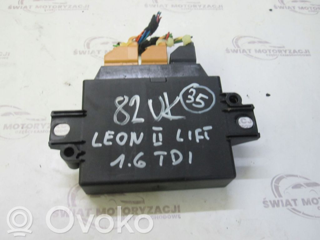 Seat Leon (1P) Parking PDC control unit/module 