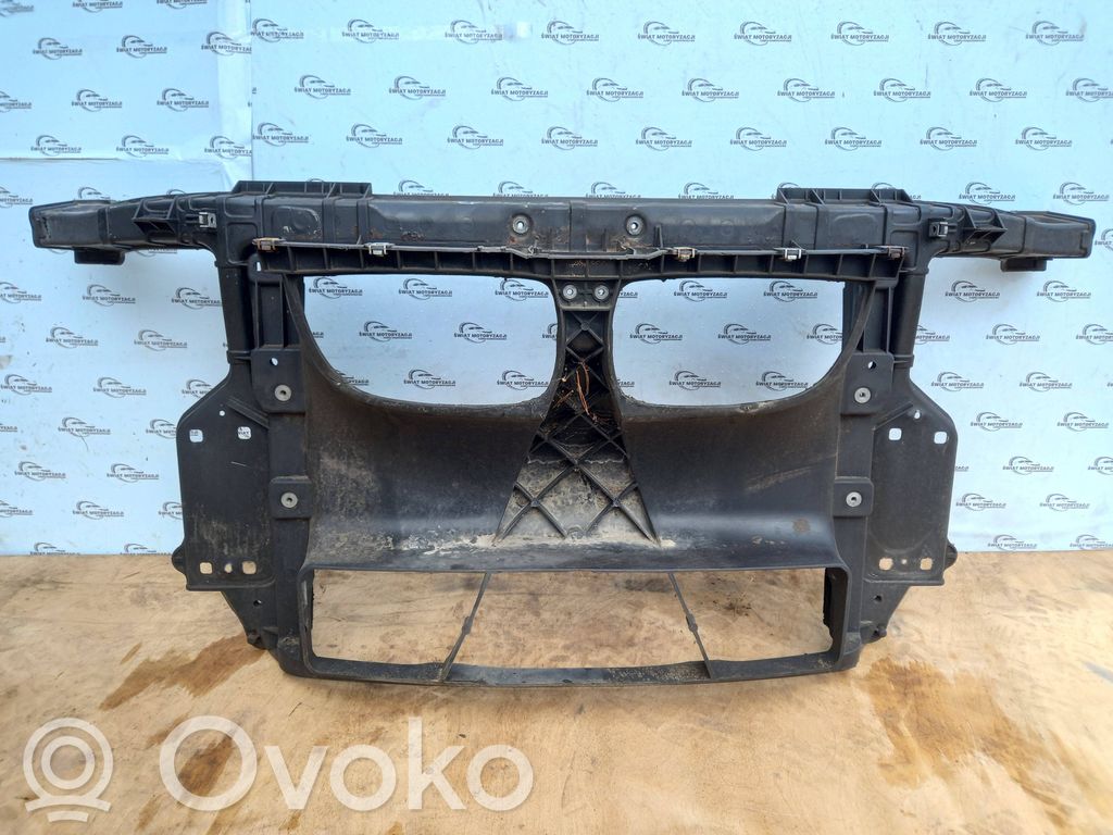 Citroen C3 Picasso Radiatoru panelis 