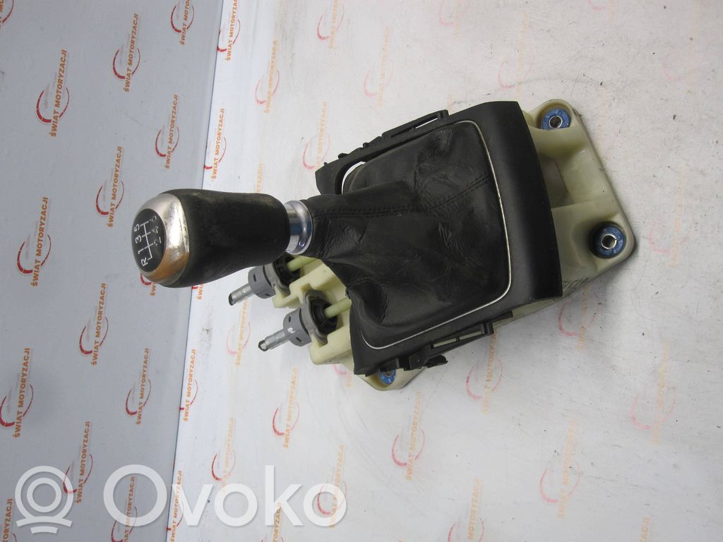 Hyundai i30 Gear shift rod 