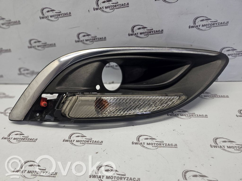 Opel Astra J Semnalizator față 